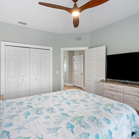 On Flagler Avenue! Dog Friendly With Balcony And Parking Walk To The Beach! New Smyrna Beach Exteriör bild
