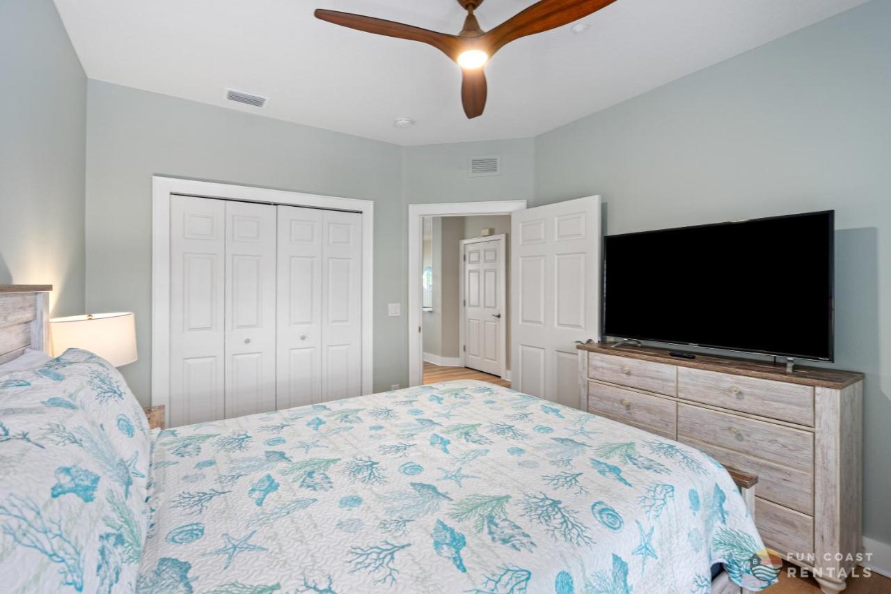 On Flagler Avenue! Dog Friendly With Balcony And Parking Walk To The Beach! New Smyrna Beach Exteriör bild