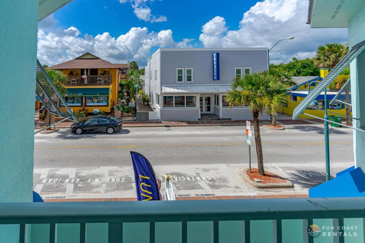 On Flagler Avenue! Dog Friendly With Balcony And Parking Walk To The Beach! New Smyrna Beach Exteriör bild