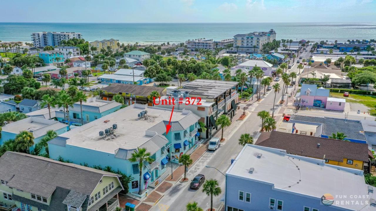 On Flagler Avenue! Dog Friendly With Balcony And Parking Walk To The Beach! New Smyrna Beach Exteriör bild